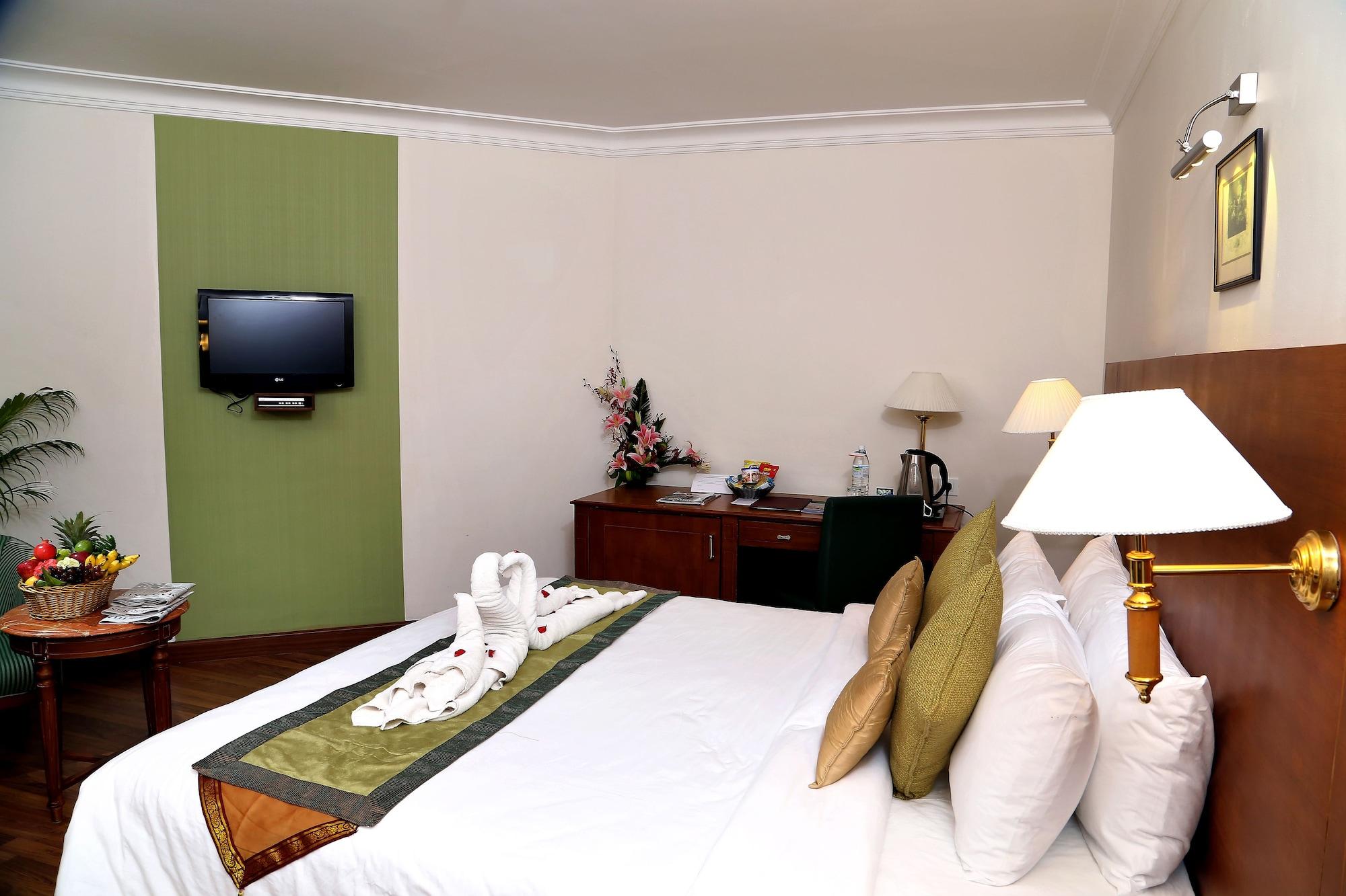 Hotel Gokulam Park Kochi Esterno foto
